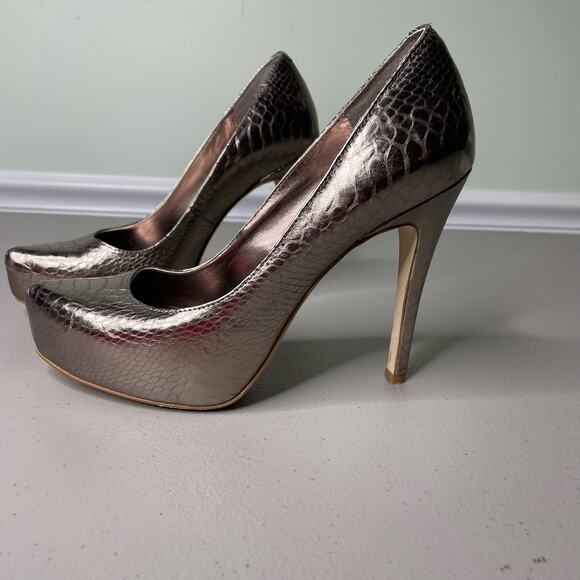 BCB Generation Parade High Heel Shoes Pointed Toe Snake Embossed Metallic 6.5M - Picture 2 of 12
